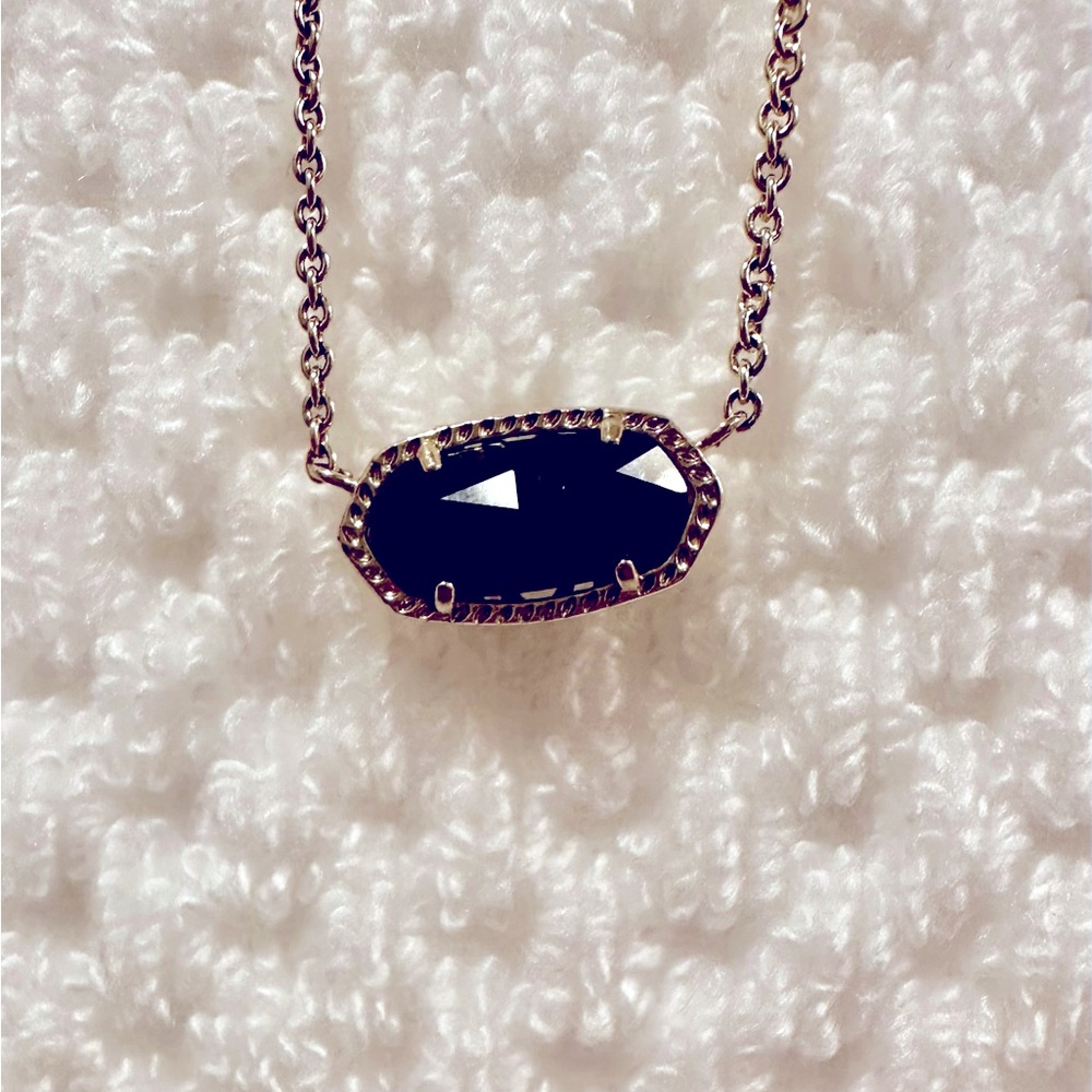 Kendra Scott Elisa Gold Pendant Necklace in Black